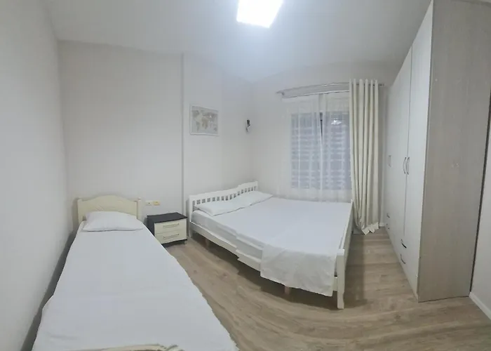 Blue Bay Front Uji Ftohte Vlore